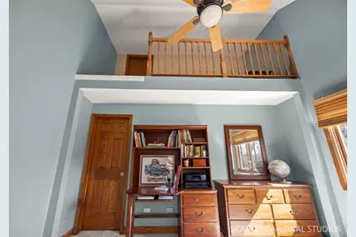 710 N Kenilworth Avenue, Glen Ellyn, IL 60137 - Photo 18