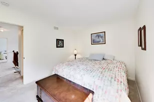 580 Sycamore Cir, Wauconda, IL 60084 - Photo 16