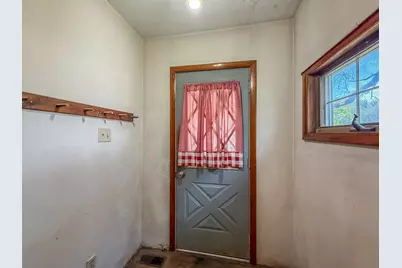2105 Dewitt Avenue, Mattoon, IL 61938 - Photo 6