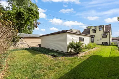 14918 Hamlin Avenue, Midlothian, IL 60445 - Photo 24