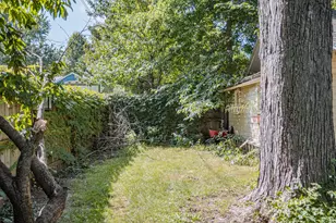 1344 Garfield Ave, Aurora, IL 60506 - Photo 30