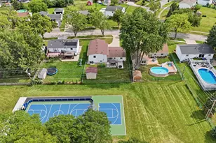 8030 Carlisle Dr, Hanover Park, IL 60133 - Photo 46