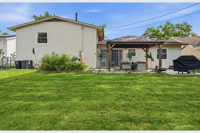 8030 Carlisle Drive, Hanover Park, IL 60133 - Photo 40
