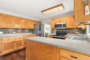 25230 W Monroe Ct, Plainfield, IL 60585 - Photo 8