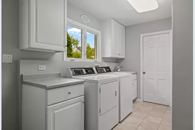 [Address not provided], Northbrook, IL 60062 - Photo 16
