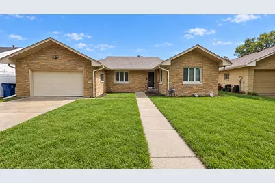 760 Riverside Court, Kankakee, IL 60901 - Photo 2