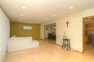 6308 Saratoga Ave, Downers Grove, IL 60516 - Photo 10
