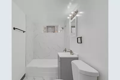1528 N 21 Avenue, Melrose Park, IL 60160 - Photo 12