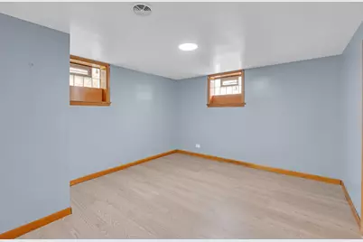 1528 N 21 Avenue, Melrose Park, IL 60160 - Photo 14