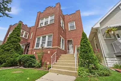 5118 W Byron Street, Chicago, IL 60641 - Photo 2