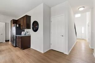 451 Mary Ann Cir, Sycamore, IL 60178 - Photo 14