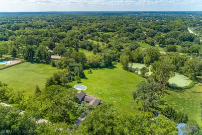 22406 N Bertha Lane, Barrington, IL 60010 - Photo 2
