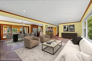 22406 N Bertha Ln, Barrington, IL 60010 - Photo 10