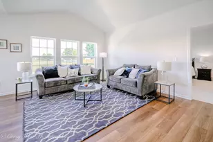300 N Aspen Dr, Cortland, IL 60112 - Photo 18