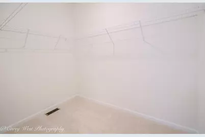 300 N Aspen Drive, Cortland, IL 60112 - Photo 36
