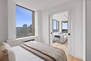 1355 N Sandburg Terrace, Chicago, IL 60610 - Photo 20
