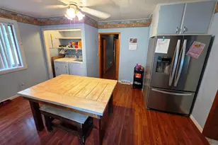 416 Perkins St, Odin, IL 62870 - Photo 8