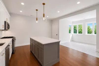 6914 N Sheridan Road #2, Chicago, IL 60626 - Photo 4
