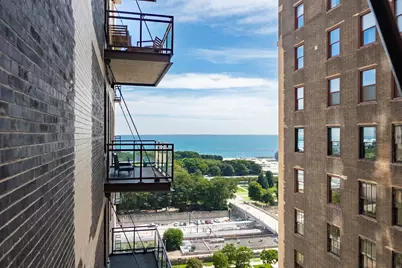 310 S Michigan Avenue #1507, Chicago, IL 60604 - Photo 14