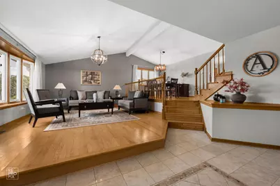 11939 S Pinecreek Drive, Orland Park, IL 60467 - Photo 2