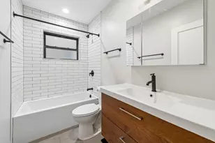 6453 N Bosworth Ave, Chicago, IL 60626 - Photo 12