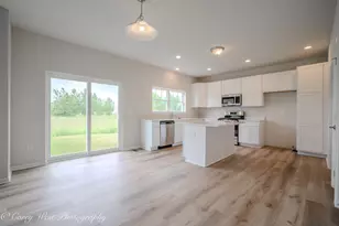 359 N Aspen Dr, Cortland, IL 60112 - Photo 16