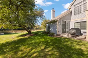 30W101 Fairfax Ct, Warrenville, IL 60555 - Photo 20