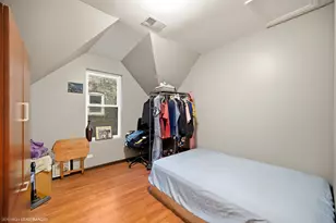 1332 N Harding Ave, Chicago, IL 60651 - Photo 10