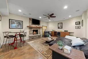 253 E Wilson St, Elmhurst, IL 60126 - Photo 26