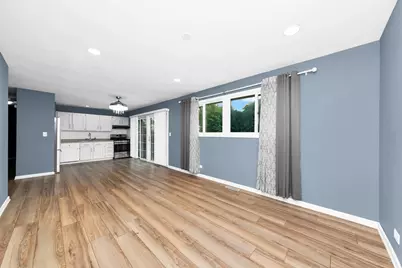 1529 Ronzheimer Avenue, Saint Charles, IL 60174 - Photo 12