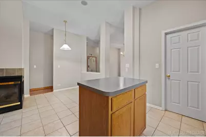2402 Wilton Lane #2402, Aurora, IL 60502 - Photo 12