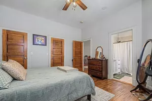116 W Locust St, Bloomington, IL 61701 - Photo 4