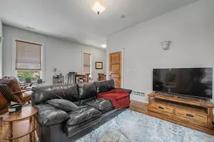 116 W Locust St, Bloomington, IL 61701 - Photo 8
