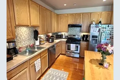 2058 Limestone Lane, Carpentersville, IL 60110 - Photo 2