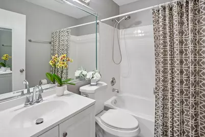 5 Aberdeen Court #V1, Schaumburg, IL 60194 - Photo 6