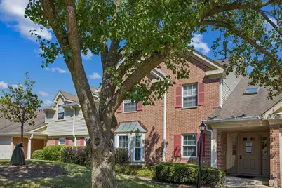 5 Aberdeen Court #V1, Schaumburg, IL 60194 - Photo 1