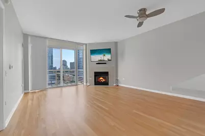 1515 S Prairie Avenue #1004, Chicago, IL 60605 - Photo 2