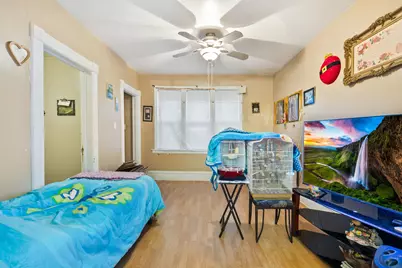 639 W 48th Street, Chicago, IL 60609 - Photo 2