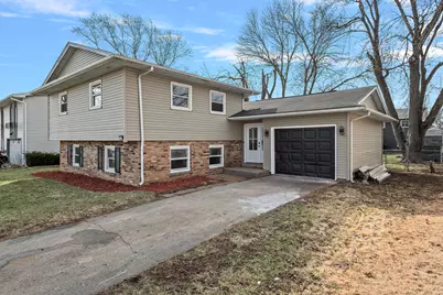 1747 E Barrington Avenue, Decatur, IL 62526 - Photo 2