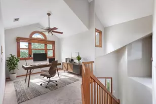 1272 Tennyson Ln, Naperville, IL 60540 - Photo 6