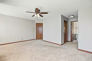 1272 Tennyson Ln, Naperville, IL 60540 - Photo 14