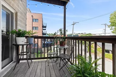 1338 W Addison Street #2, Chicago, IL 60613 - Photo 18