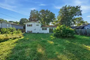 116 S Pinecrest Rd, Bolingbrook, IL 60440 - Photo 22