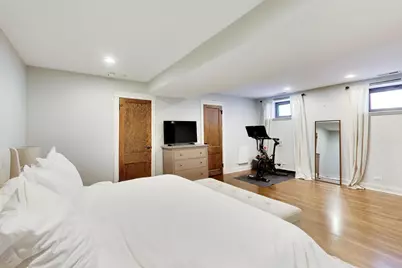 1457 W Fletcher Street #1, Chicago, IL 60657 - Photo 12