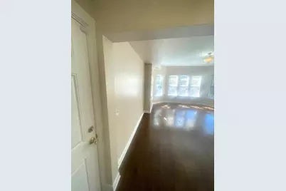 7743 S East End Avenue #2, Chicago, IL 60649 - Photo 4