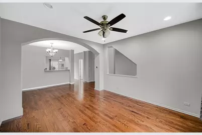 2392 Oakfield Court, Aurora, IL 60503 - Photo 6