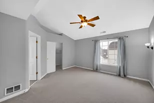 2392 Oakfield Ct, Aurora, IL 60503 - Photo 16
