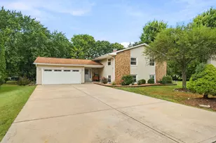 25240 W Marble Ct, Channahon, IL 60410 - Photo 2