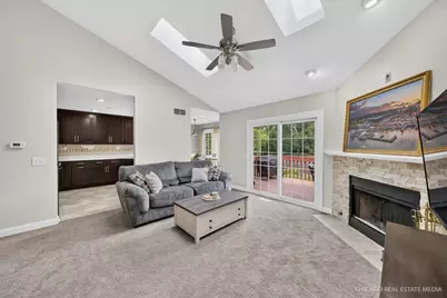 548 Silver Aspen Circle #548, Crystal Lake, IL 60014 - Photo 8