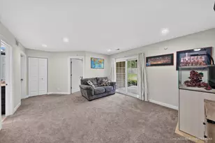 548 Silver Aspen Cir, Crystal Lake, IL 60014 - Photo 24